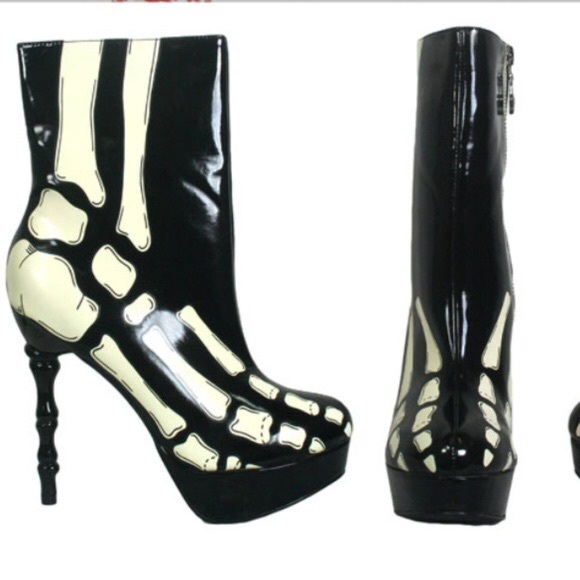 Too Fast Shoes - Skeleton heeled boots